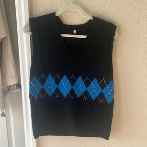 Women’s Oversized V-Neck Sweater Vest